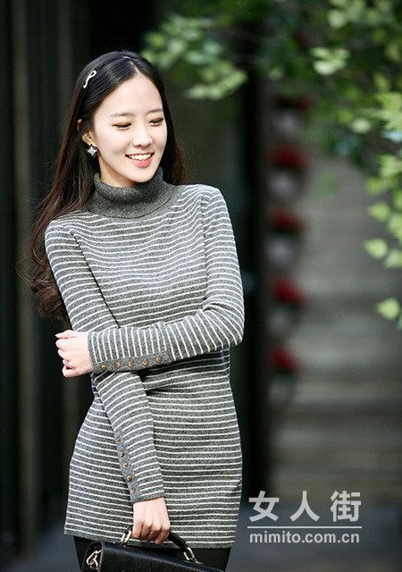 韩国女生简约时尚搭 百变小魔女